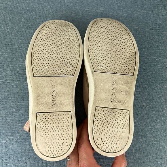 Vionic Winny Pink Leather Low Top Sneakers Size 6.5 - Picture 7 of 8